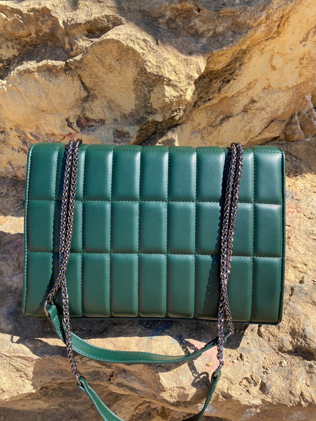 Quilted Chain Strap Shoulder Bag