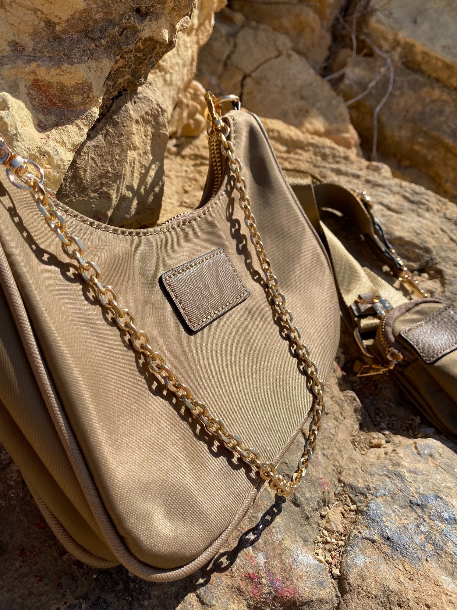 Shoulder Bag With Chain