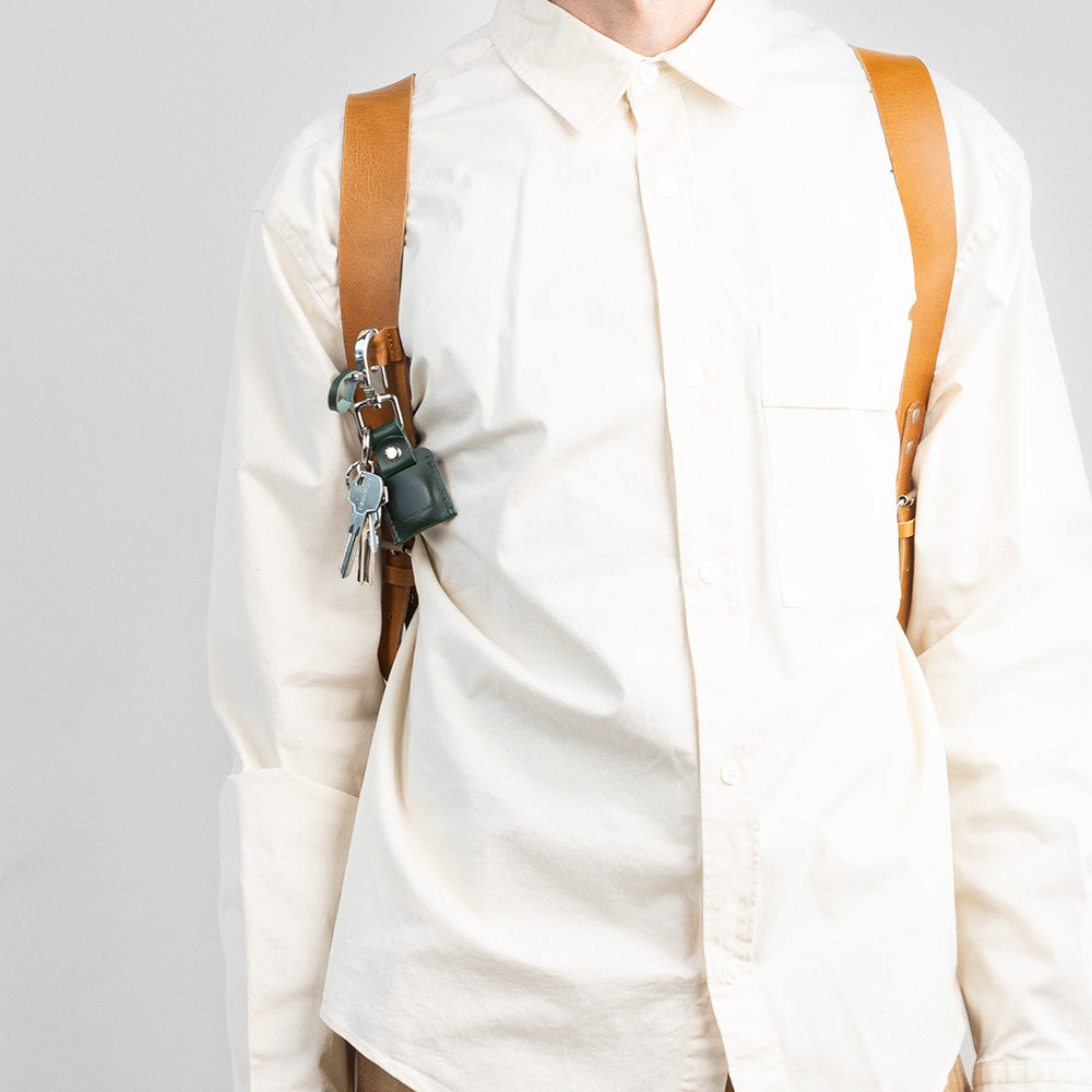 Leather laptop backpack - The Minimalist (Black).