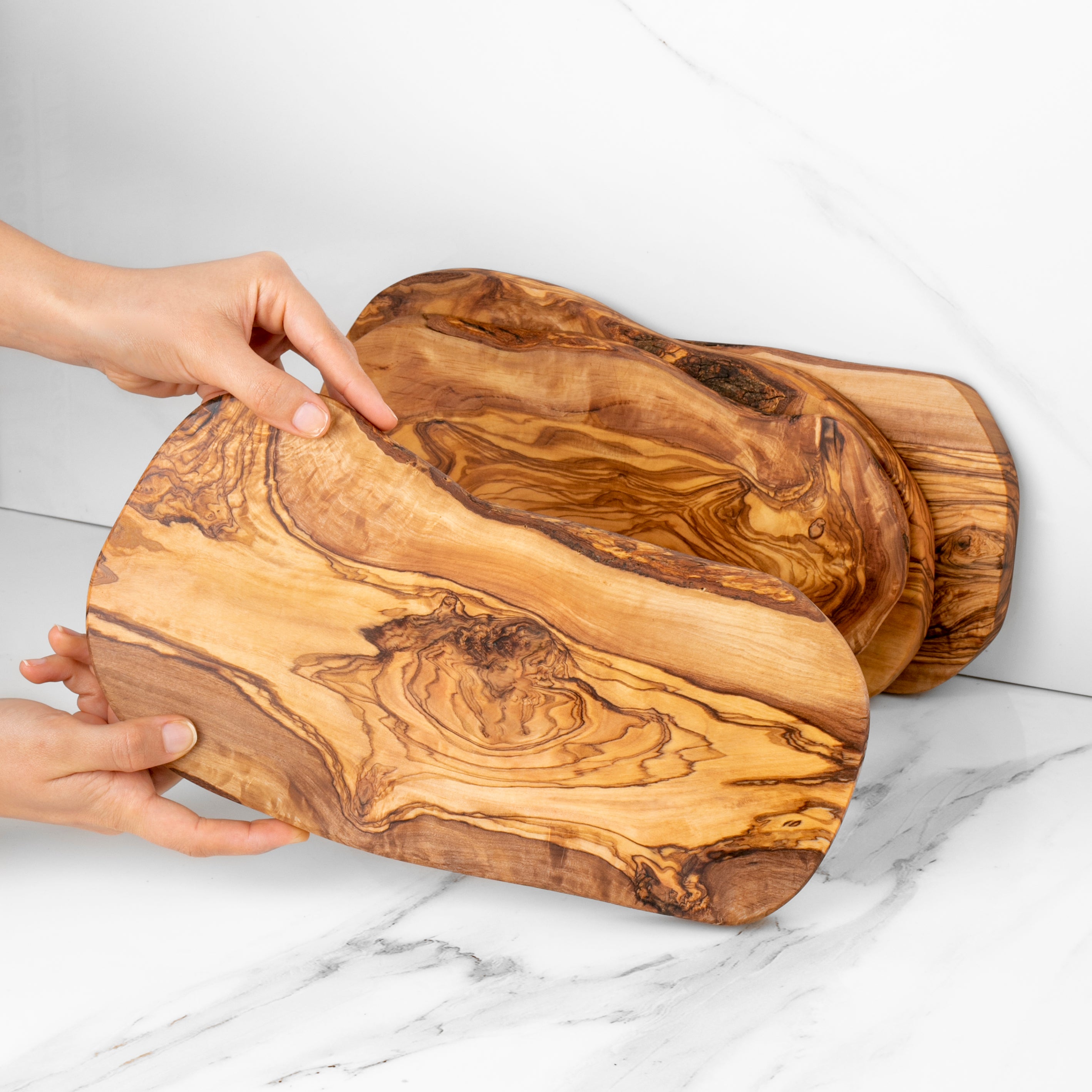 Irregular Olive Wood Board – Rustic Beauty for Every Meal