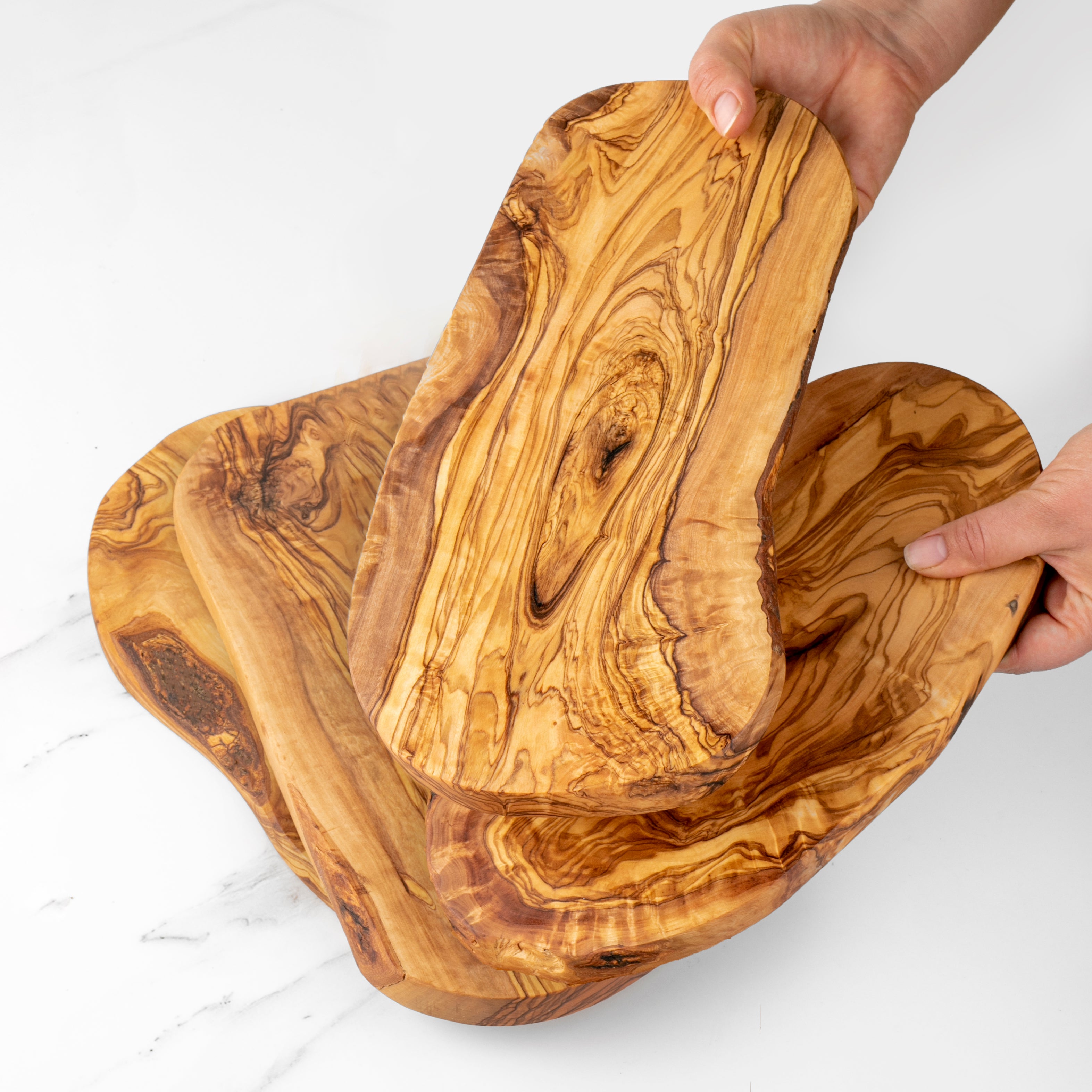 Irregular Olive Wood Board – Rustic Beauty for Every Meal
