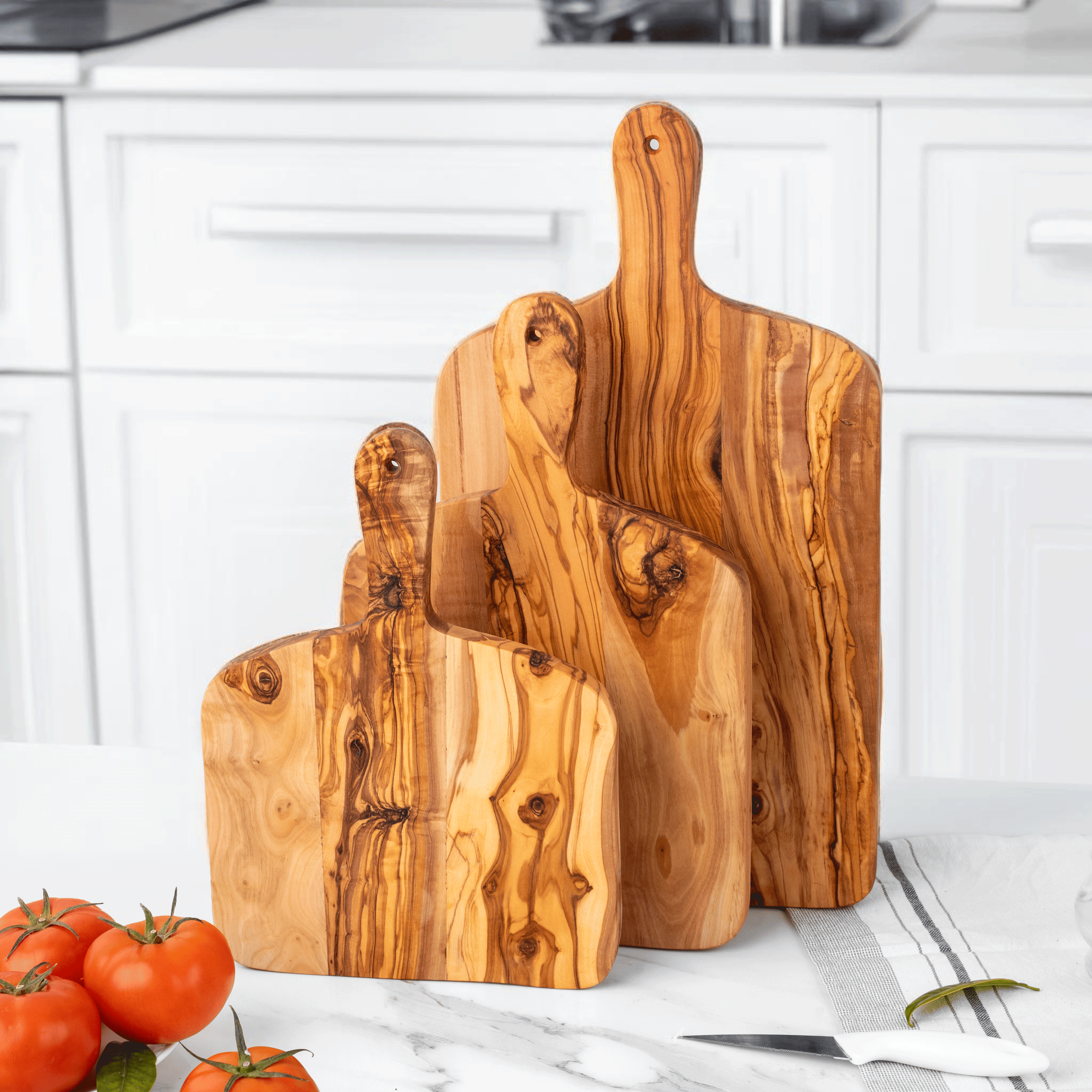 Handcrafted Olive Wood Rectangle Cutting Board with Handle