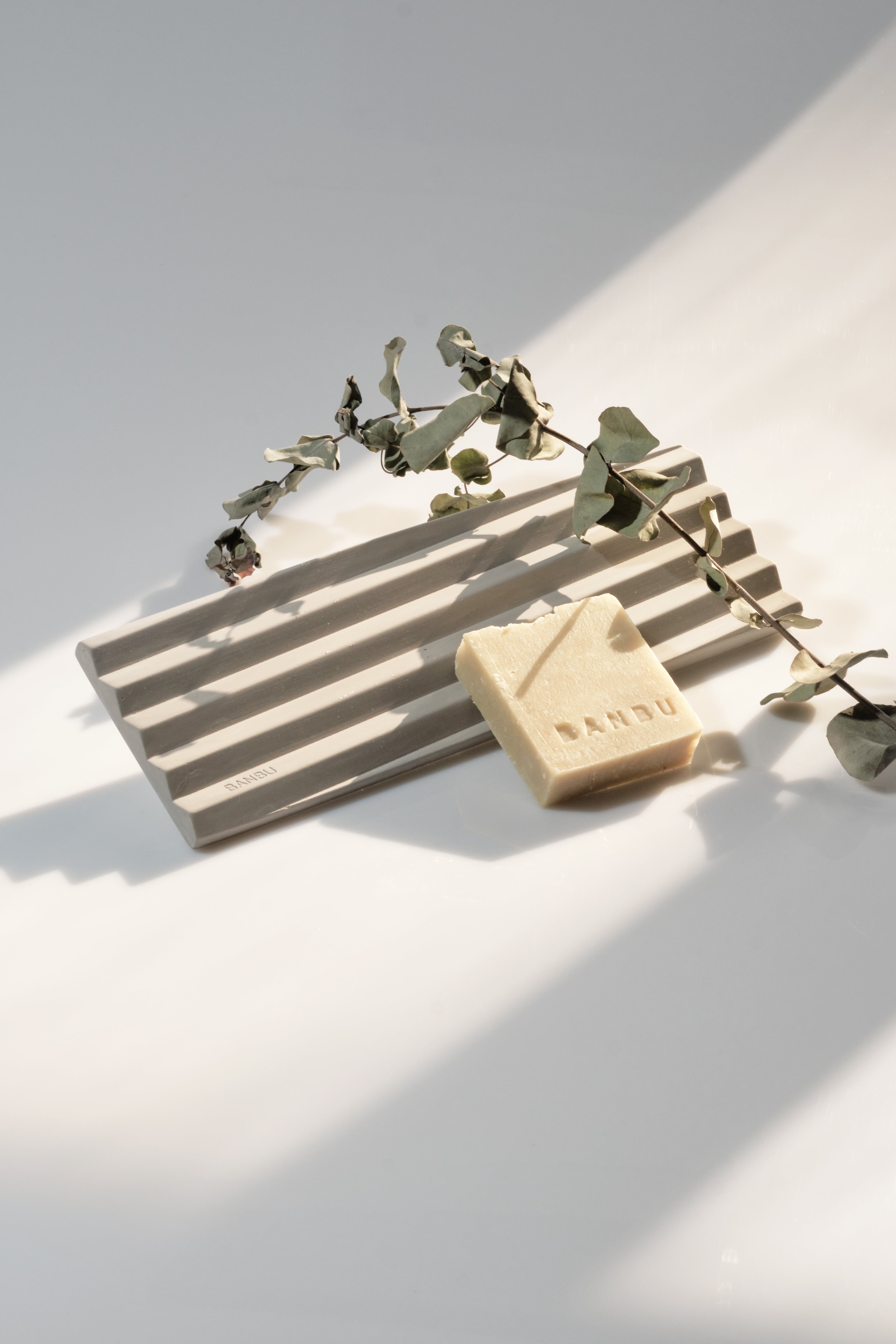 Aura facial cleansing soap