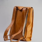 Leather laptop backpack - The Minimalist (Tan)