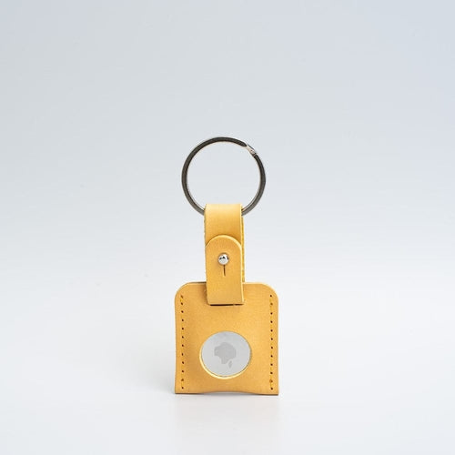 Leather AirTag Keyring.