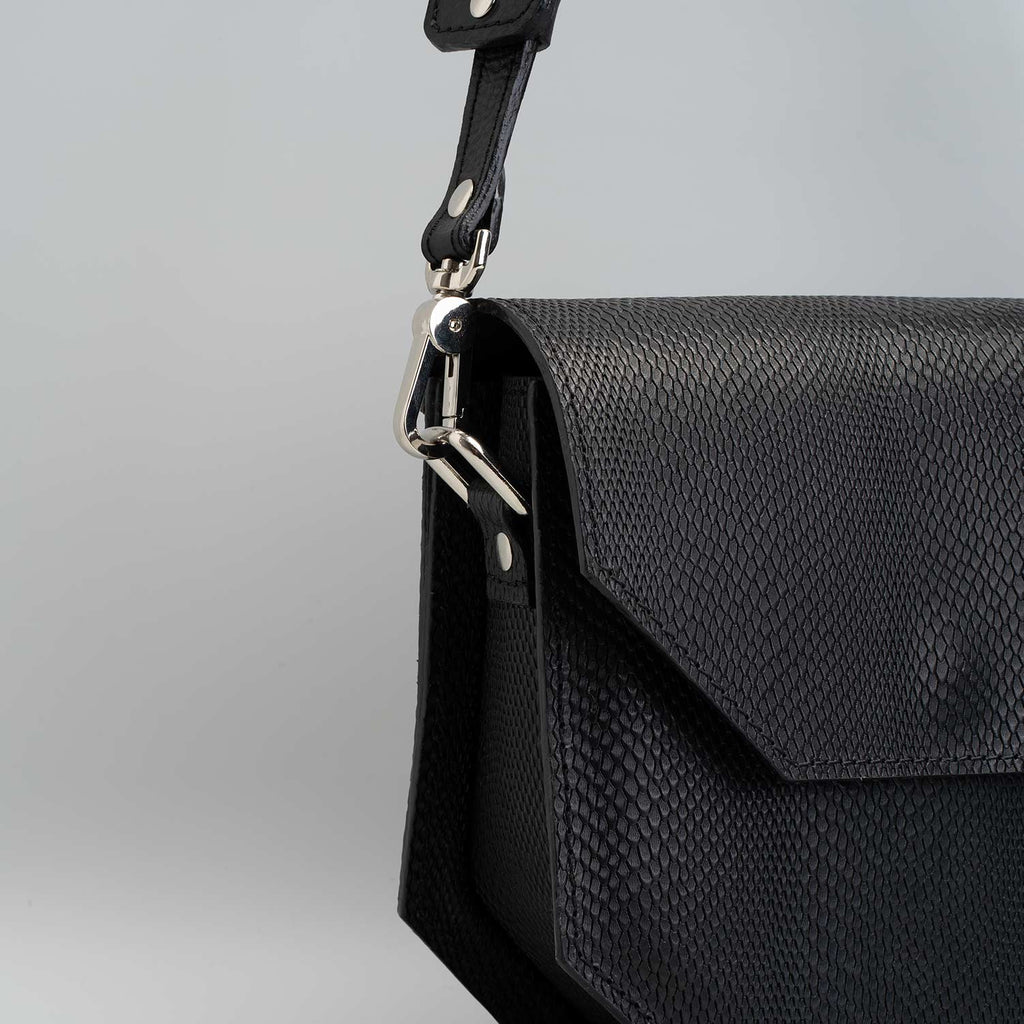 Embossed snake print purse - Hypatia.